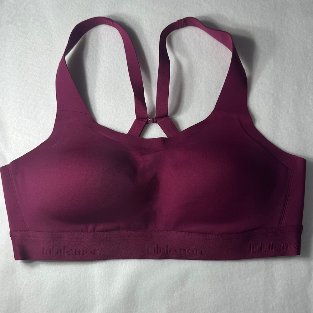 lululemon Fine Form Sports Bra 34B Raspberry color